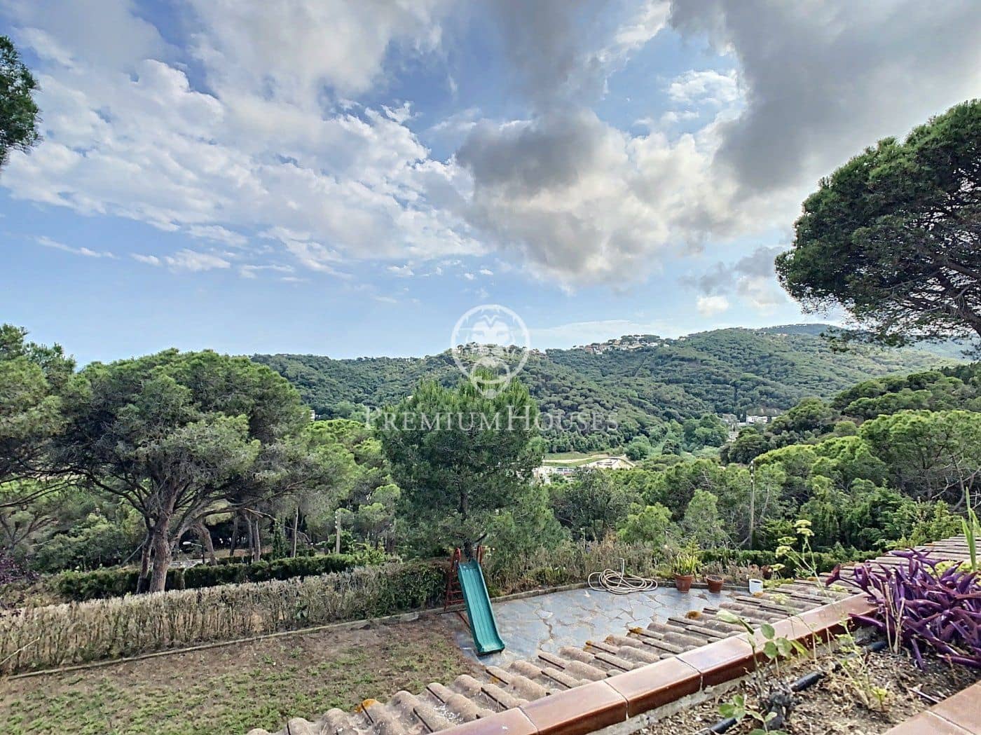 6 soveværelse Villa til salg i Sant Cebria de Vallalta med garage - € 1.000.000 (Ref: 4265040)