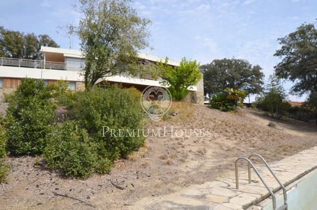 7 sovrum Villa till salu i Cabrils med pool garage - 1 150 000 € (Ref: 4546314)