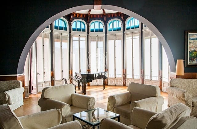 46 slaapkamer Hotel te koop in Sant Andreu de Llavaneres met zwembad garage - € 8.000.000 (Ref: 4559066)