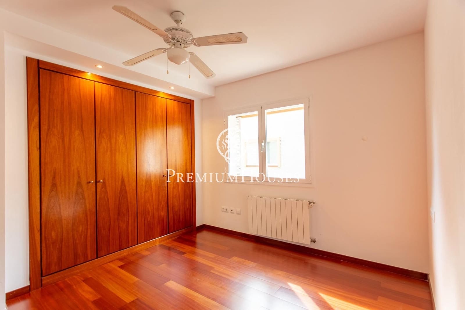 4 soveværelse Villa til salg i Vilassar de Dalt med swimmingpool garage - € 930.000 (Ref: 4683270)