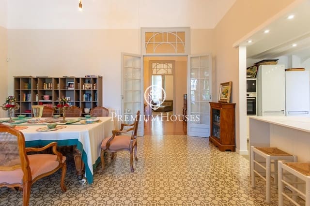 5 bedroom Villa for sale in Argentona with pool - € 1,600,000 (Ref: 9205002)