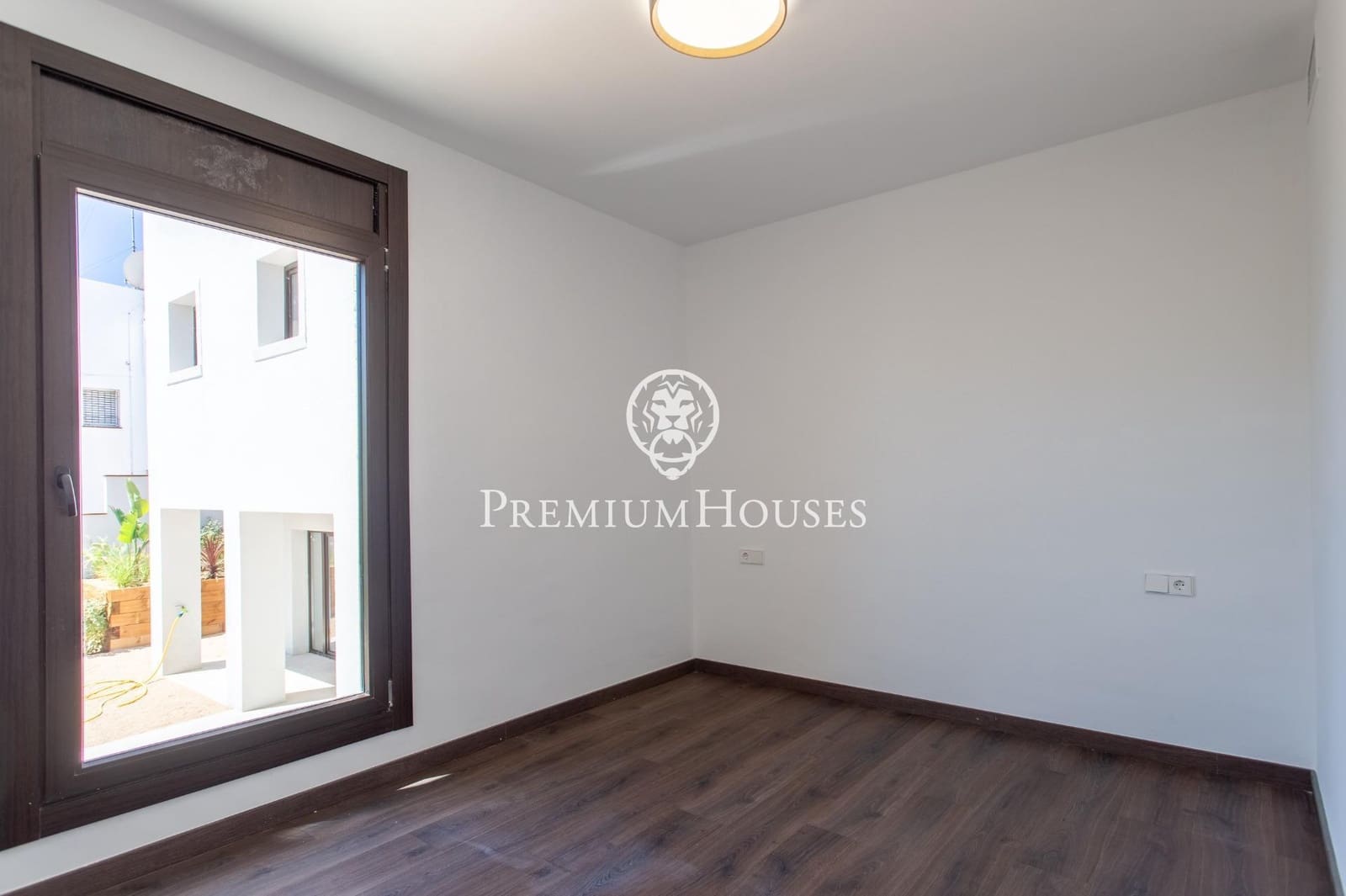 4 sypialnia Willa na sprzedaż w Arenys de Mar z basenem garażem - 1 150 000 € (Ref: 9205004)