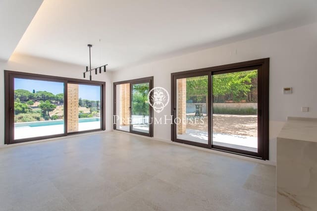 4 bedroom Villa for sale in Arenys de Mar with pool garage - € 1,150,000 (Ref: 9205004)