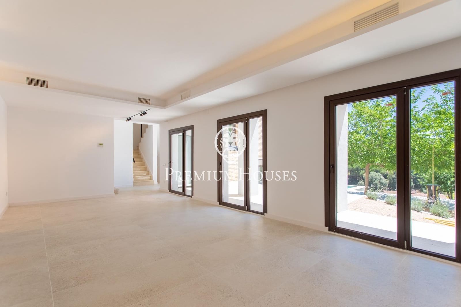 4 sypialnia Willa na sprzedaż w Arenys de Mar z basenem garażem - 1 150 000 € (Ref: 9205004)