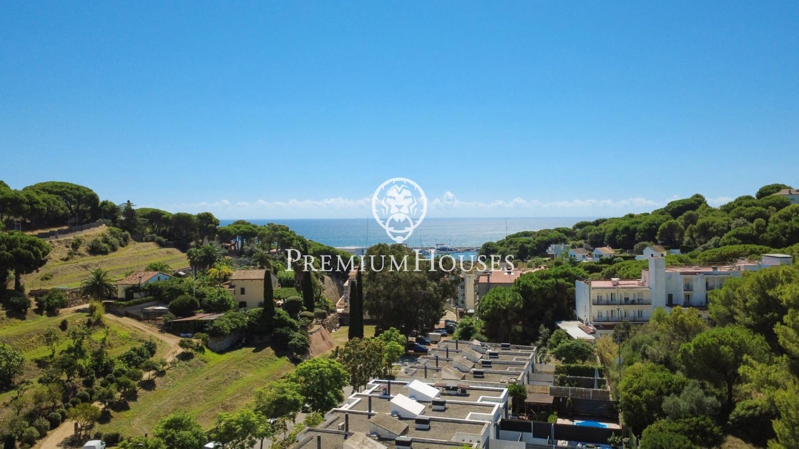 4 sypialnia Willa na sprzedaż w Arenys de Mar z basenem garażem - 1 150 000 € (Ref: 9205004)