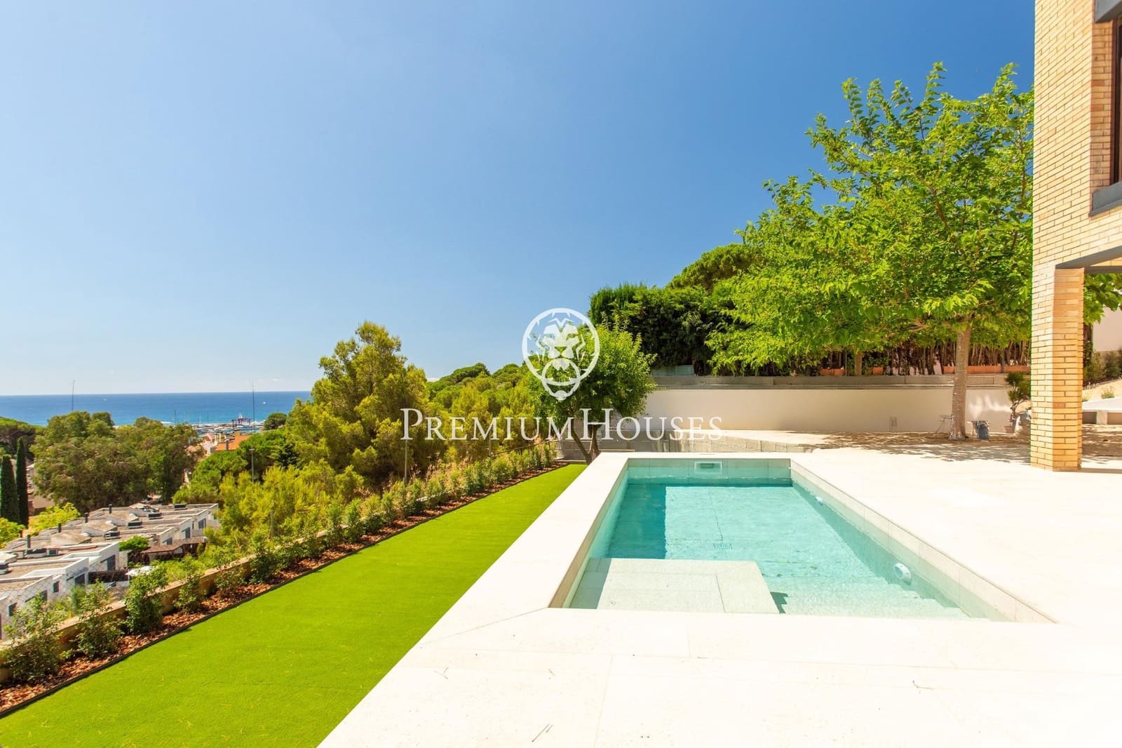 4 sypialnia Willa na sprzedaż w Arenys de Mar z basenem garażem - 1 150 000 € (Ref: 9205004)