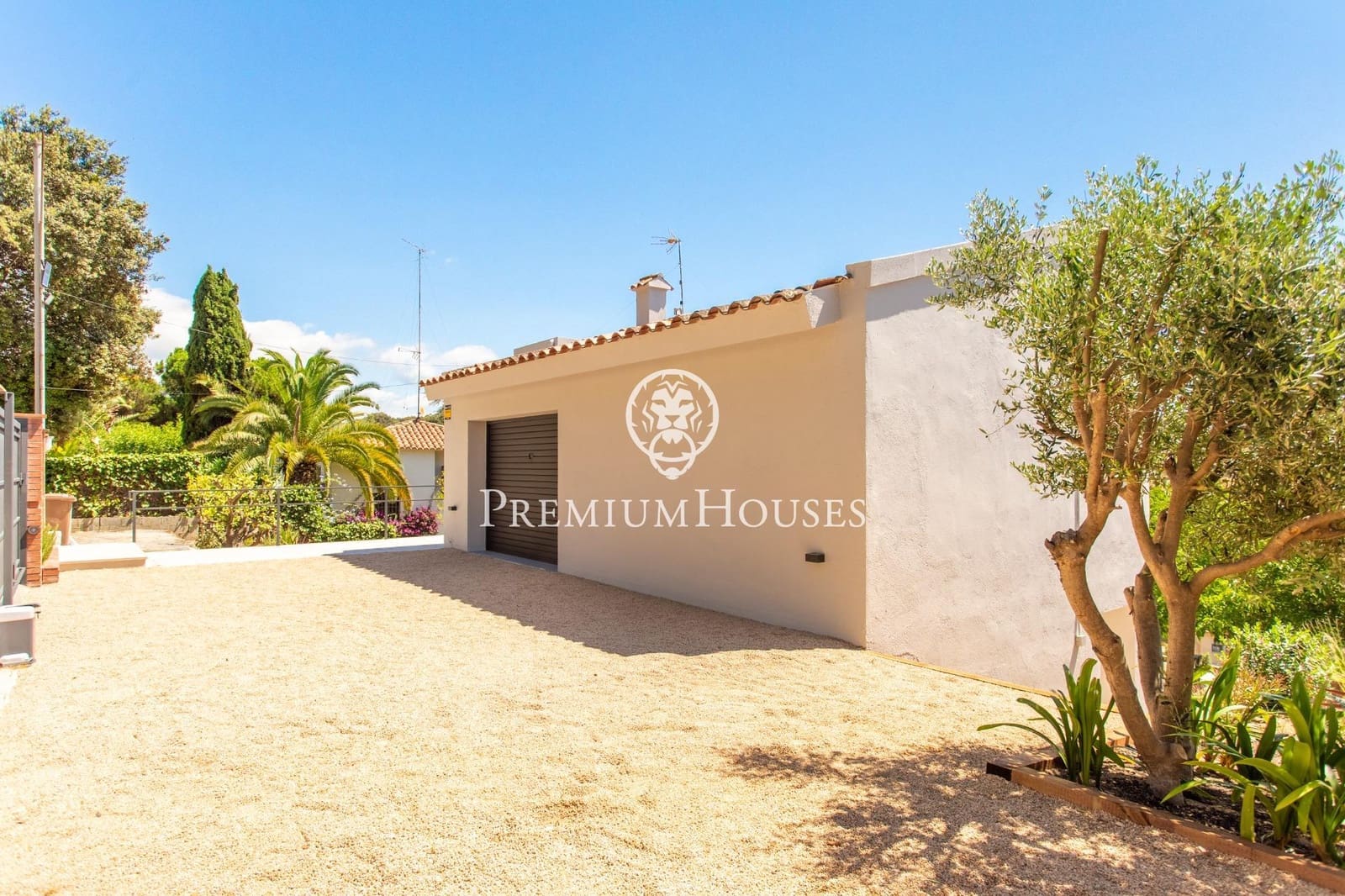 4 sypialnia Willa na sprzedaż w Arenys de Mar z basenem garażem - 1 150 000 € (Ref: 9205004)