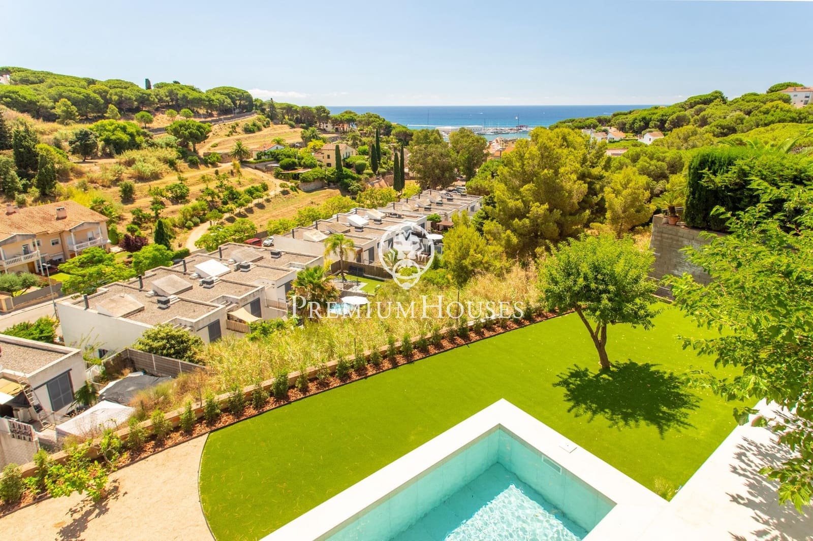 4 sypialnia Willa na sprzedaż w Arenys de Mar z basenem garażem - 1 150 000 € (Ref: 9205004)