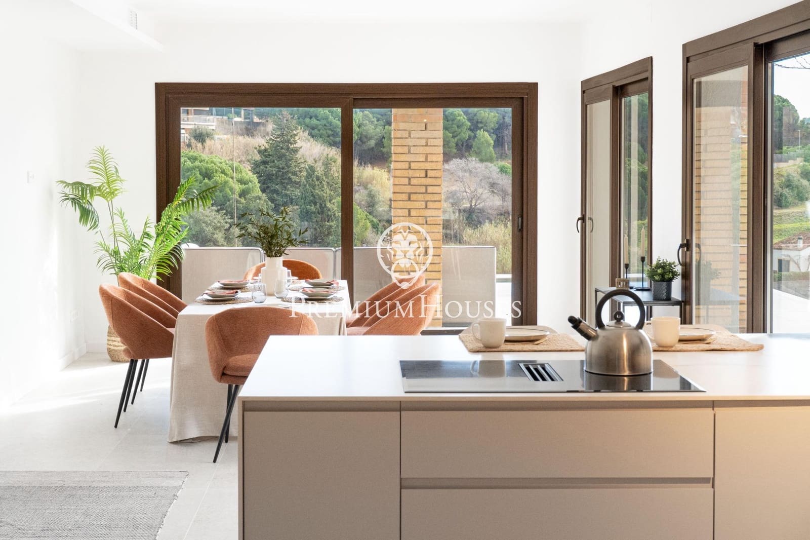 4 Zimmer Villa zu verkaufen in Arenys de Mar mit Pool Garage - 1.090.000 € (Ref: 9205004)