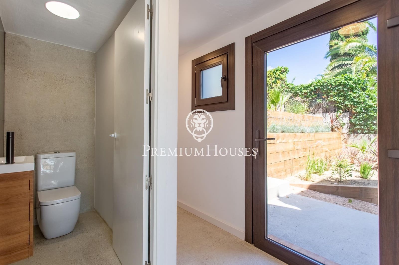 4 Zimmer Villa zu verkaufen in Arenys de Mar mit Pool Garage - 1.090.000 € (Ref: 9205004)