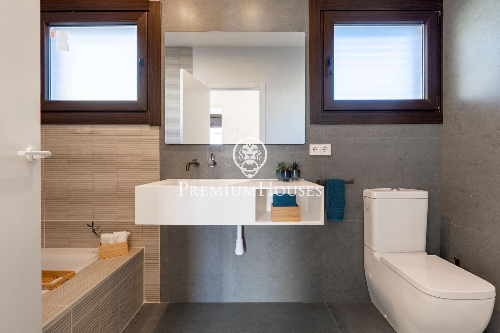 4 Zimmer Villa zu verkaufen in Arenys de Mar mit Pool Garage - 1.090.000 € (Ref: 9205004)