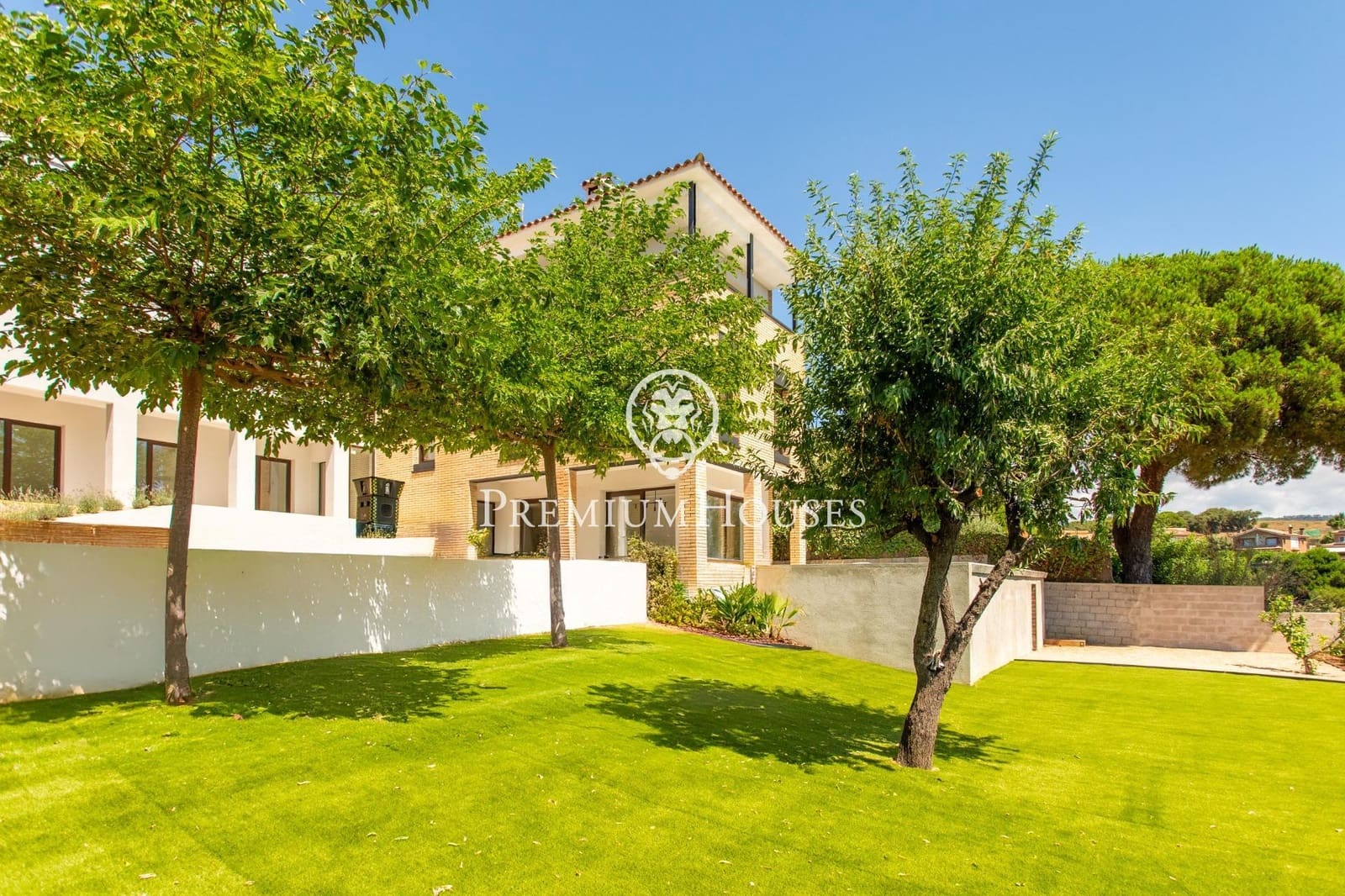 4 Zimmer Villa zu verkaufen in Arenys de Mar mit Pool Garage - 1.090.000 € (Ref: 9205004)