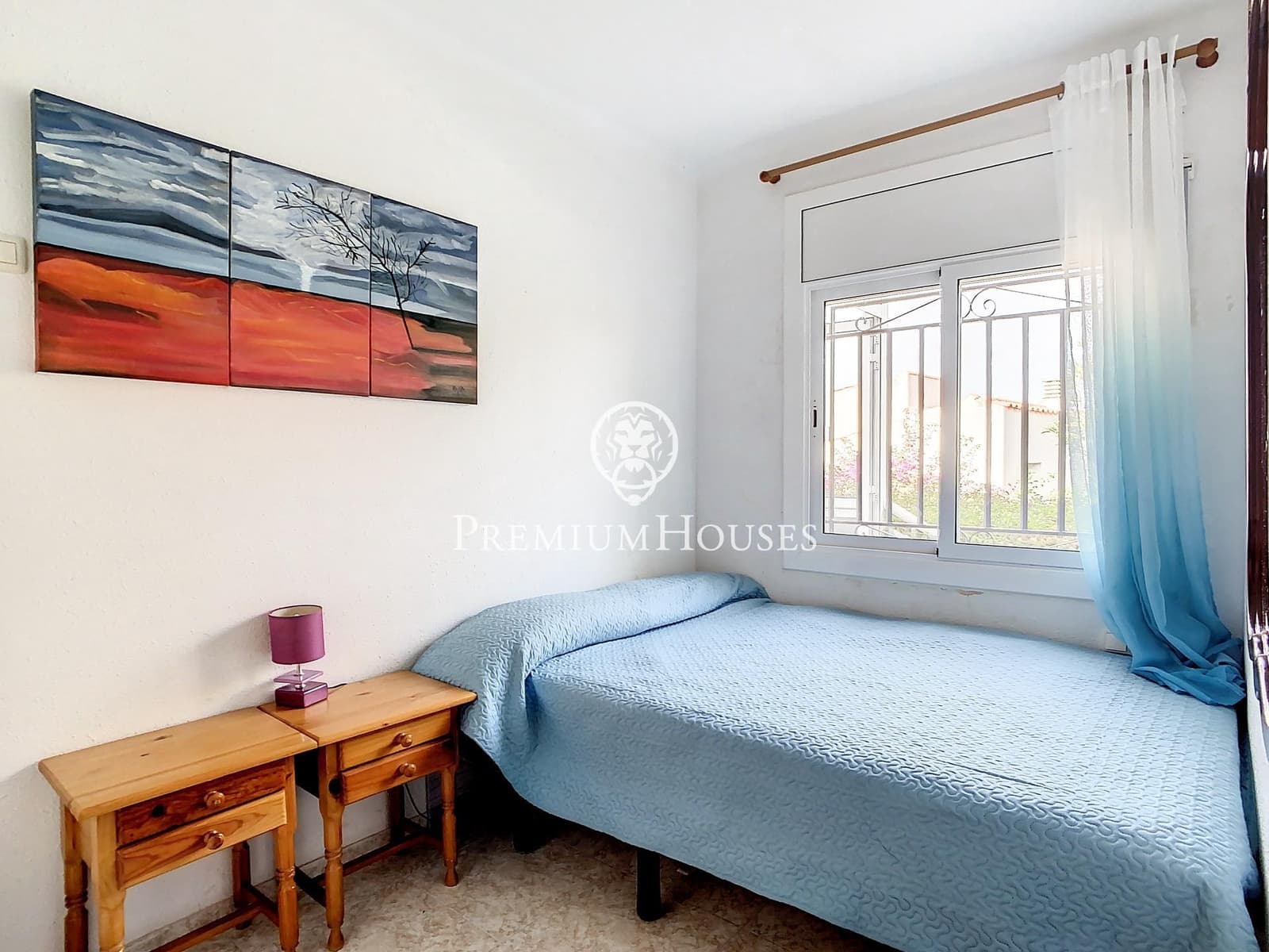 4 chambre Villa/Maison à vendre à Santa Susanna avec piscine - 360 000 € (Ref: 9205005)