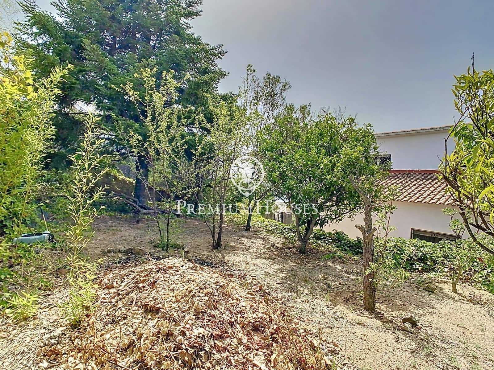 4 chambre Villa/Maison à vendre à Santa Susanna avec piscine - 360 000 € (Ref: 9205005)