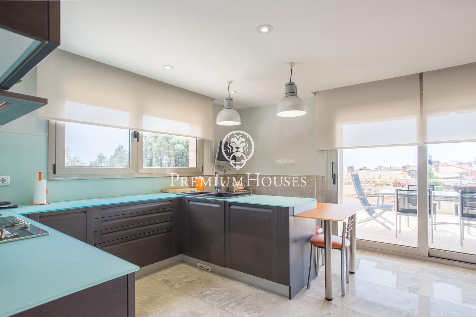 5 Zimmer Villa zu verkaufen in Sant Vicenc de Montalt mit Pool Garage - 1.215.000 € (Ref: 9205006)