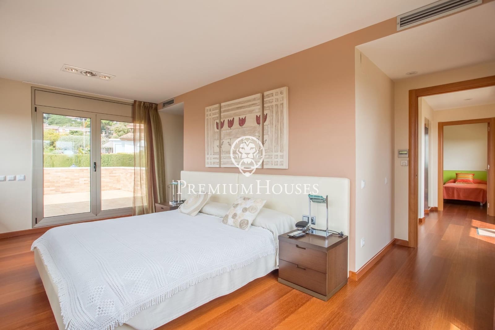 5 Zimmer Villa zu verkaufen in Sant Vicenc de Montalt mit Pool Garage - 1.215.000 € (Ref: 9205006)