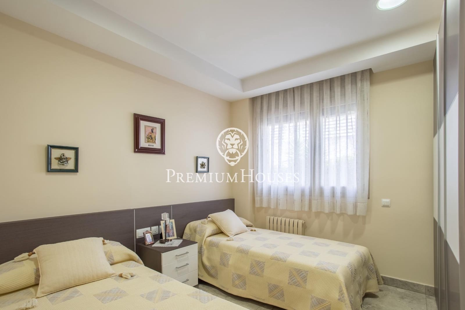 5 Zimmer Villa zu verkaufen in Sant Vicenc de Montalt mit Pool Garage - 1.215.000 € (Ref: 9205006)