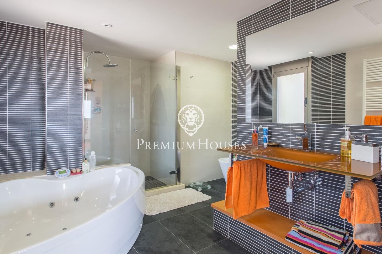 5 Zimmer Villa zu verkaufen in Sant Vicenc de Montalt mit Pool Garage - 1.215.000 € (Ref: 9205006)