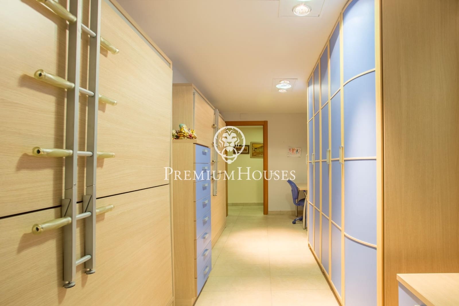 5 Zimmer Villa zu verkaufen in Sant Vicenc de Montalt mit Pool Garage - 1.215.000 € (Ref: 9205006)