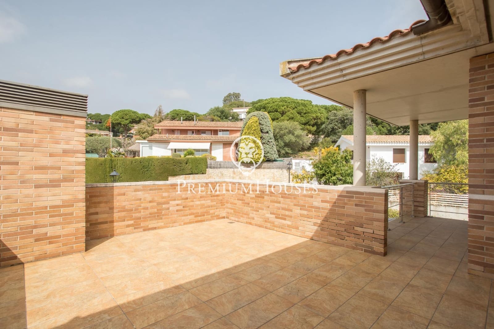 5 Zimmer Villa zu verkaufen in Sant Vicenc de Montalt mit Pool Garage - 1.215.000 € (Ref: 9205006)