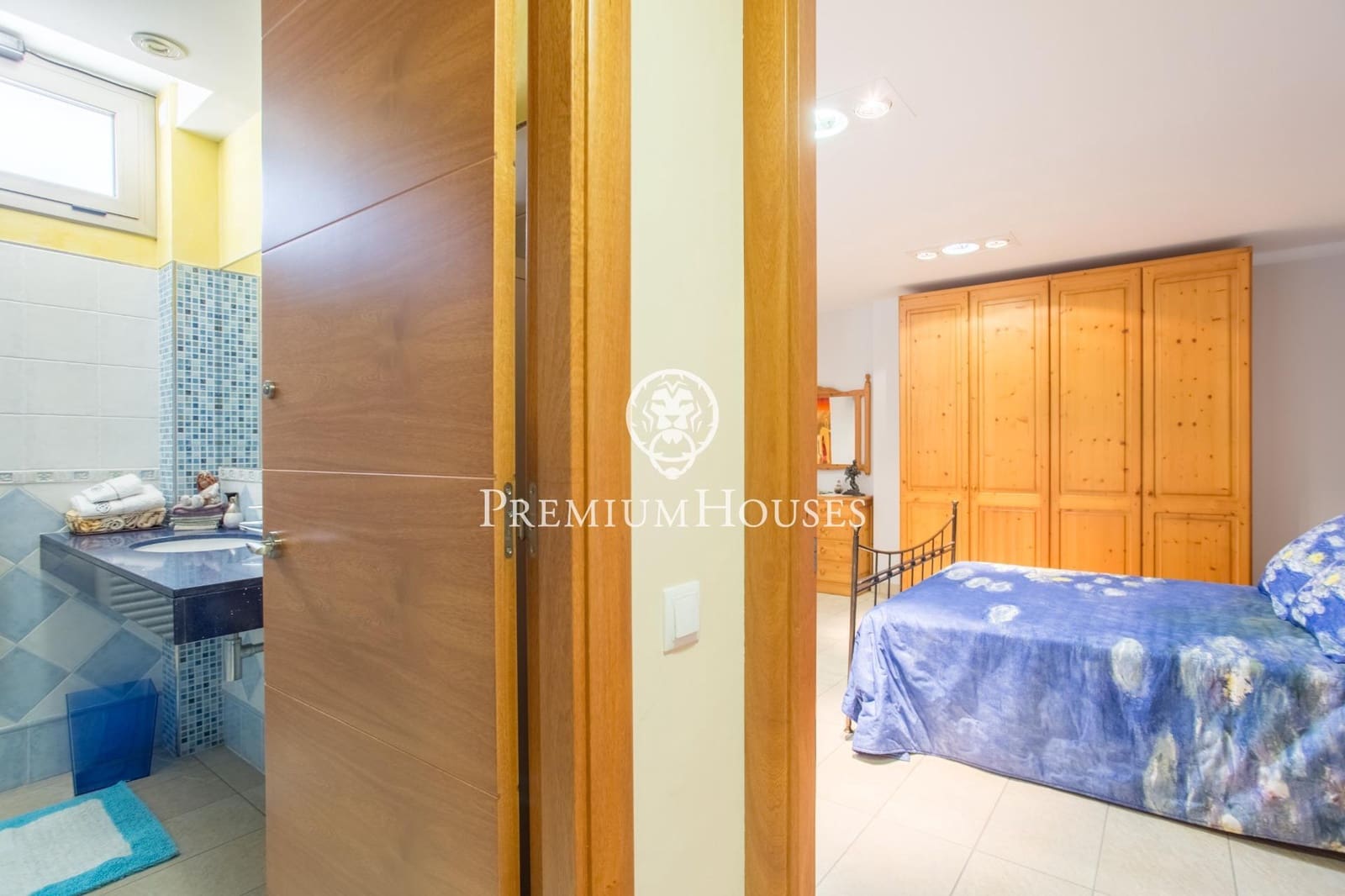 5 slaapkamer Villa te koop in Sant Vicenc de Montalt met zwembad garage - € 1.215.000 (Ref: 9205006)