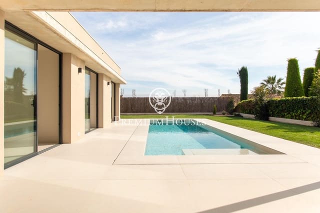 4 bedroom Villa for sale in Sant Vicenç de Montalt with pool garage - € 1,150,000 (Ref: 9205007)