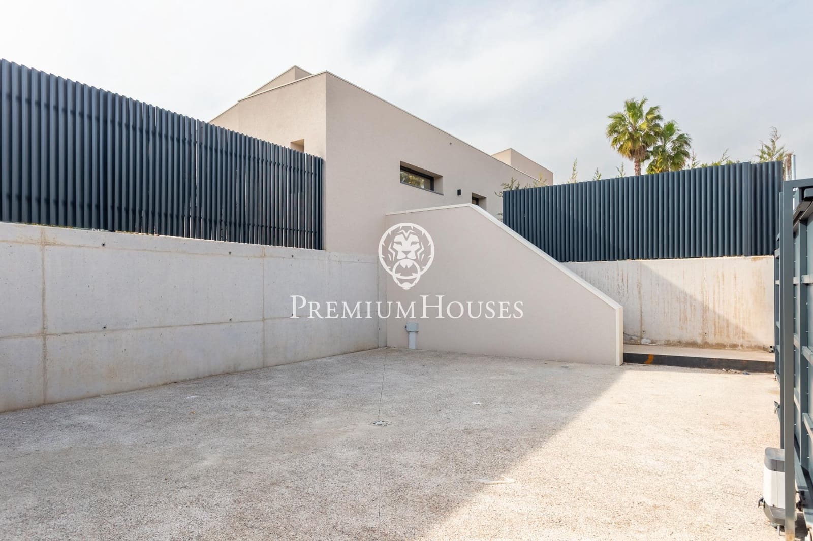 4 soveværelse Villa til salg i Sant Vicenc de Montalt med swimmingpool garage - € 1.150.000 (Ref: 9205007)