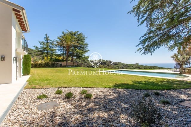 9 bedroom Villa for rent in Sant Andreu de Llavaneres with pool garage - € 15,000 (Ref: 9205011)