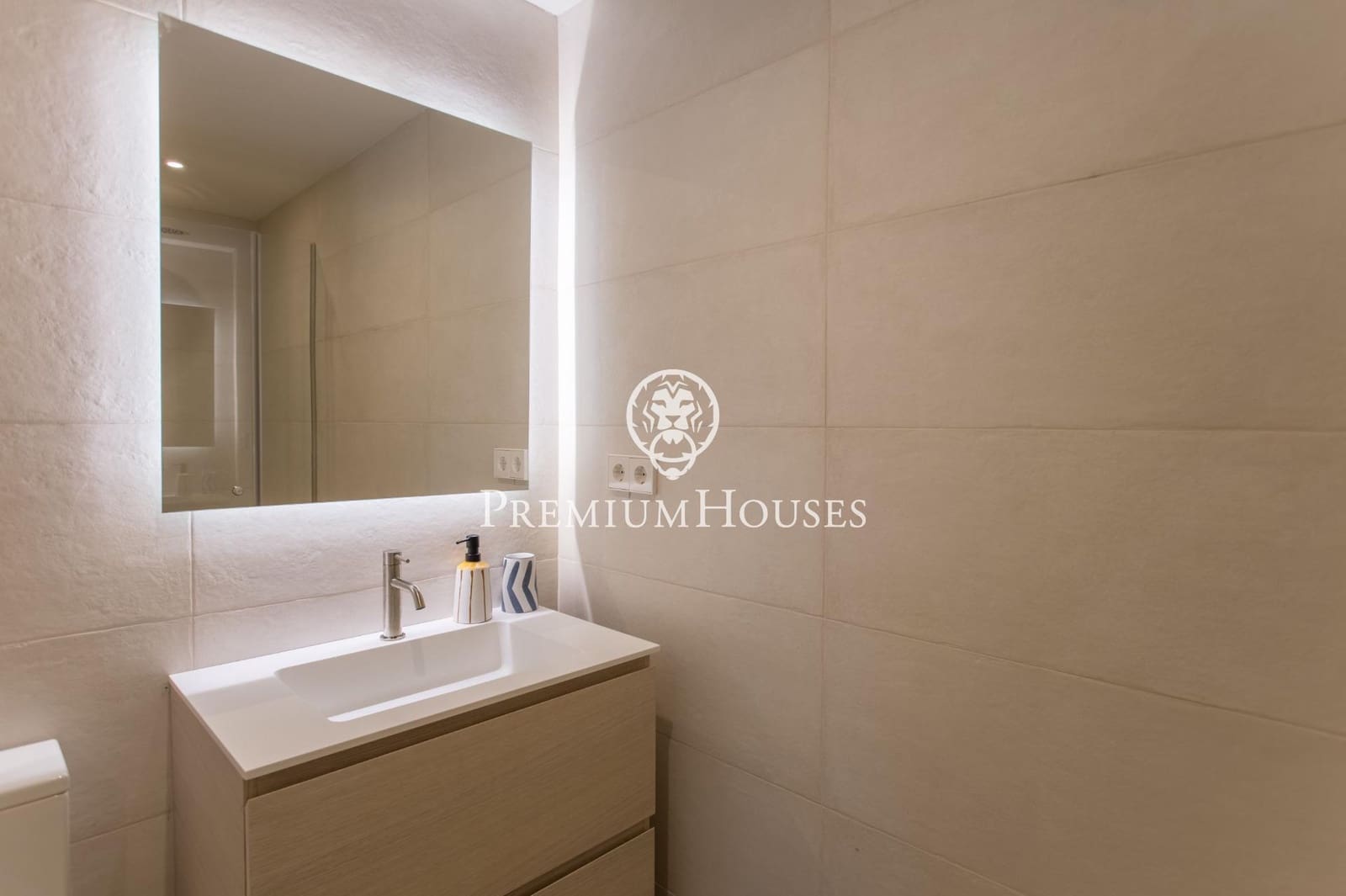 9 sypialnia Willa do wynajęcia w Sant Andreu de Llavaneres z basenem garażem - 15 000 € (Ref: 9205011)