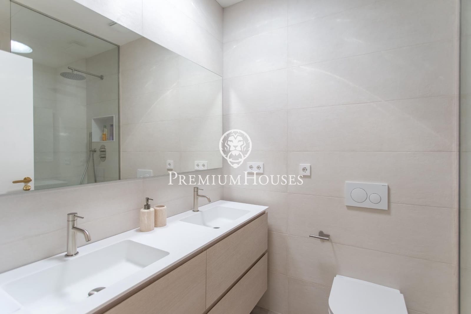 9 sypialnia Willa do wynajęcia w Sant Andreu de Llavaneres z basenem garażem - 15 000 € (Ref: 9205011)