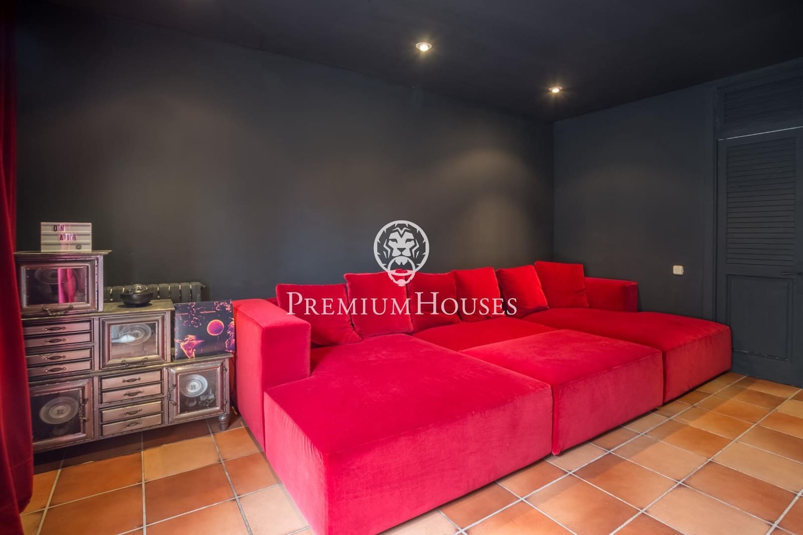 9 sypialnia Willa do wynajęcia w Sant Andreu de Llavaneres z basenem garażem - 15 000 € (Ref: 9205011)