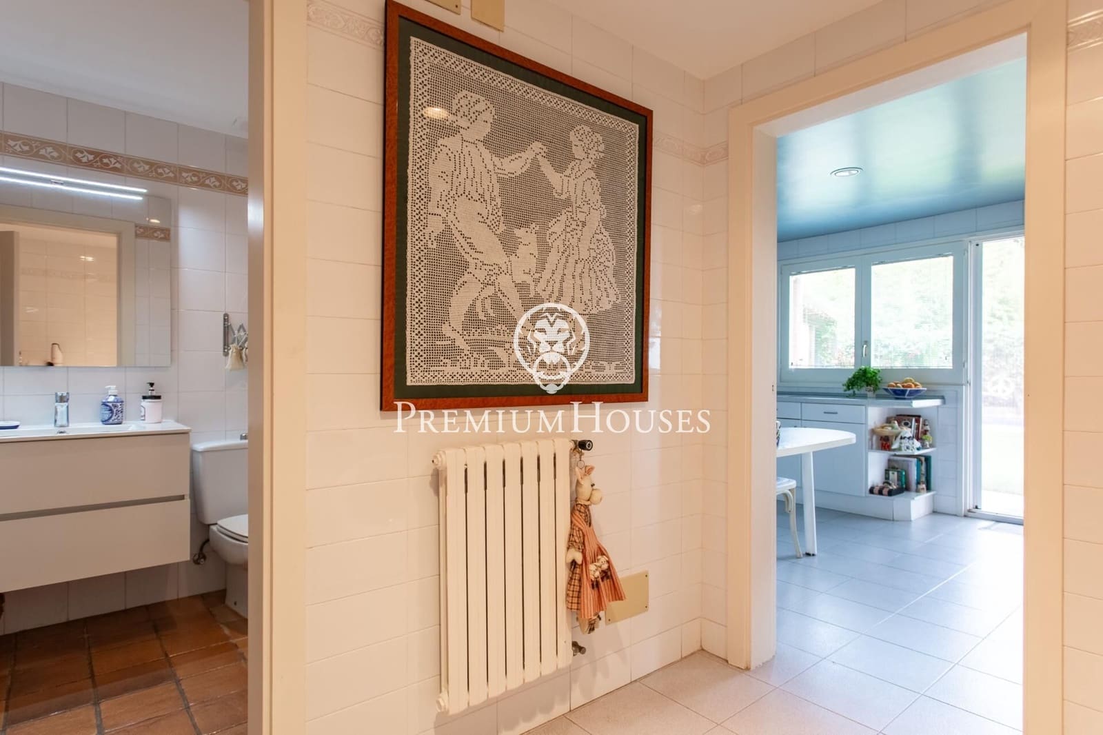 5 sypialnia Willa na sprzedaż w Sant Vicenc de Montalt z basenem garażem - 1 200 000 € (Ref: 9205012)