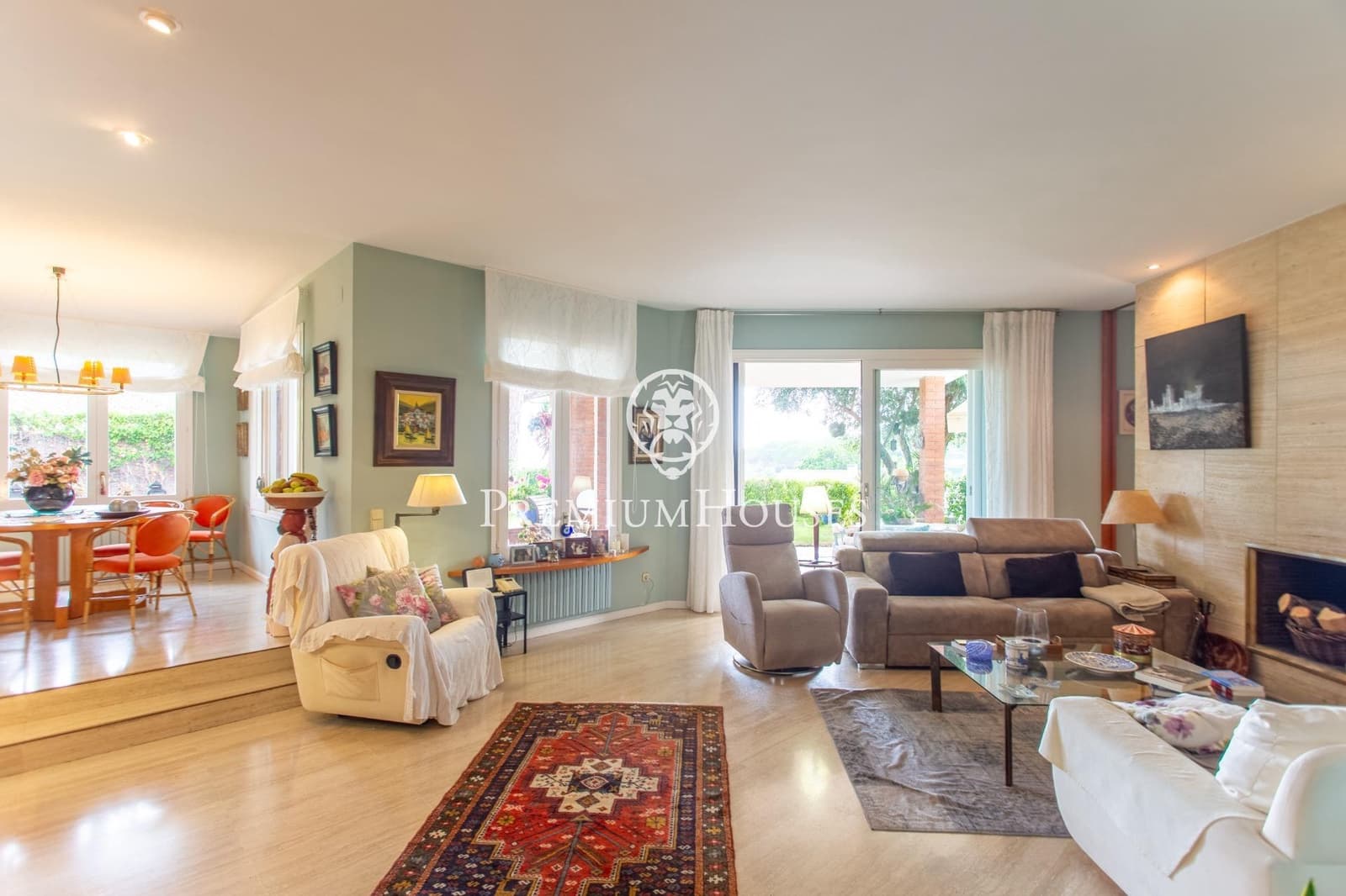 5 sypialnia Willa na sprzedaż w Sant Vicenc de Montalt z basenem garażem - 1 200 000 € (Ref: 9205012)