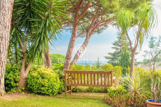 5 bedroom Villa for sale in Sant Vicenç de Montalt with pool garage - € 1,200,000 (Ref: 9205012)