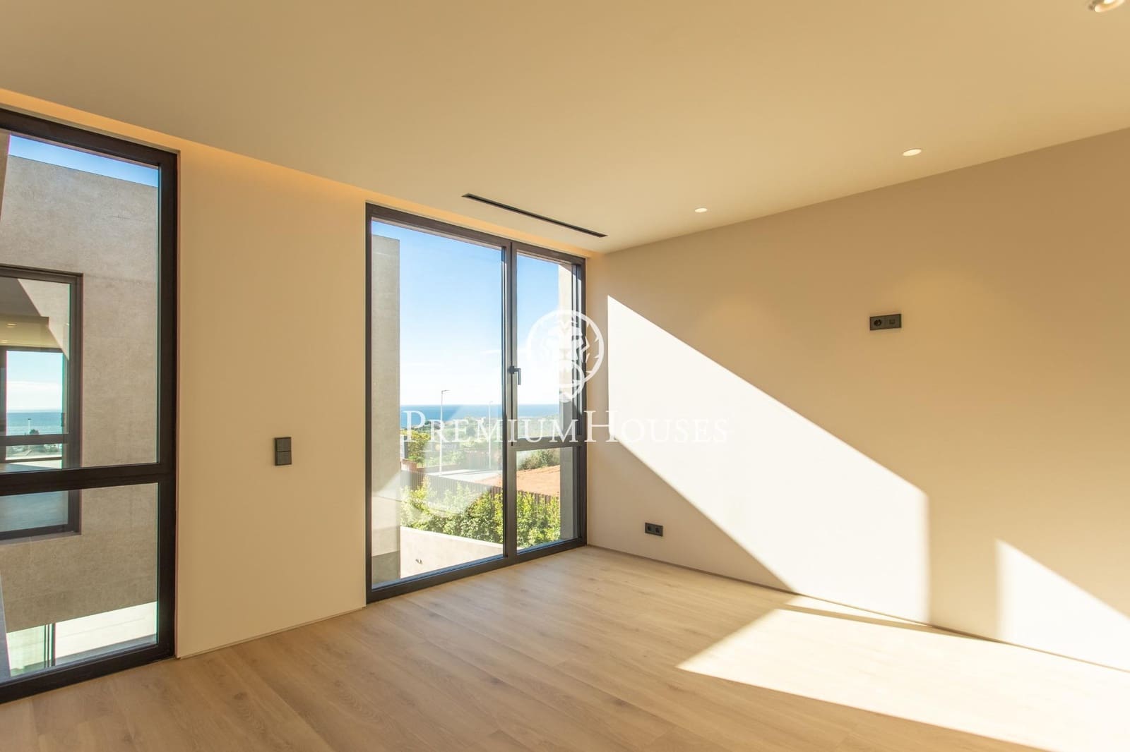 6 soveværelse Villa til salg i Teia med swimmingpool - € 4.900.000 (Ref: 9205015)