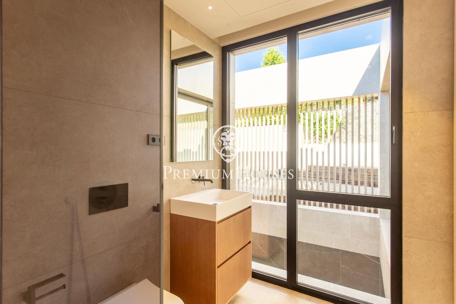 6 soveværelse Villa til salg i Teia med swimmingpool - € 4.900.000 (Ref: 9205015)