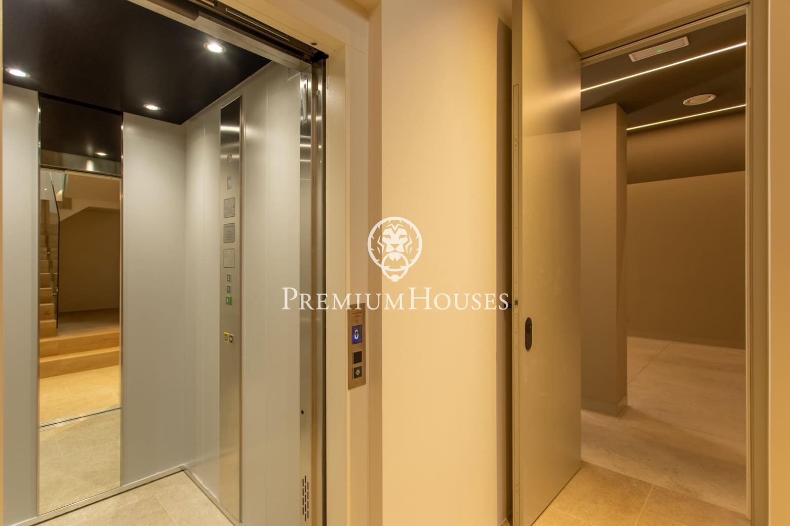 6 soveværelse Villa til salg i Teia med swimmingpool - € 4.900.000 (Ref: 9205015)