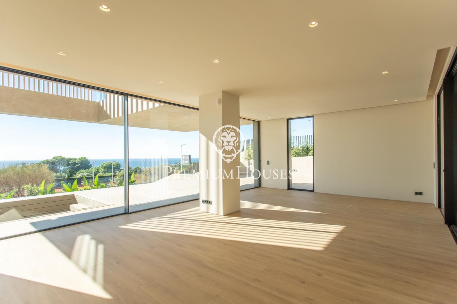 6 soveværelse Villa til salg i Teia med swimmingpool - € 4.900.000 (Ref: 9205015)