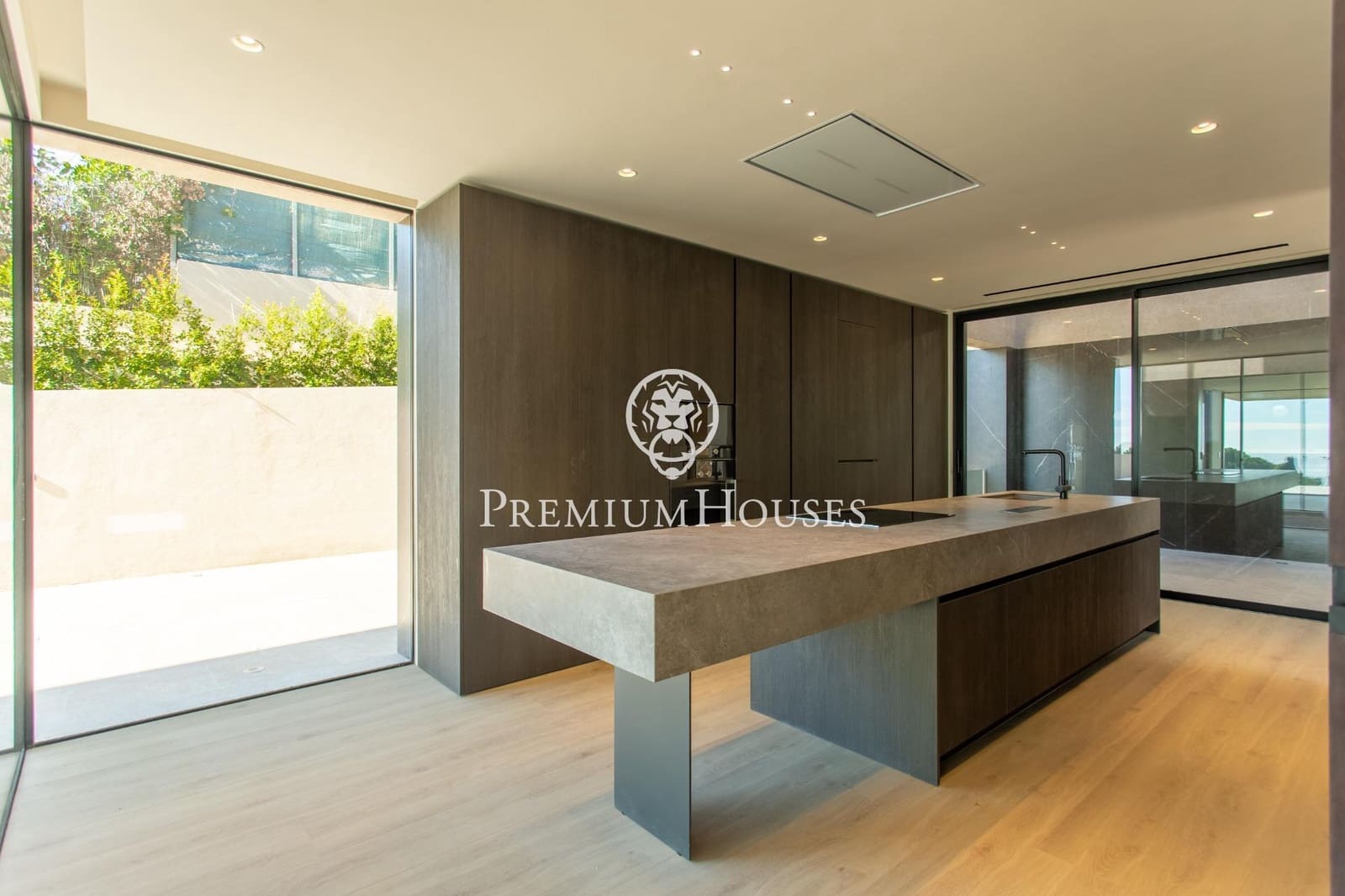 6 soveværelse Villa til salg i Teia med swimmingpool - € 4.900.000 (Ref: 9205015)