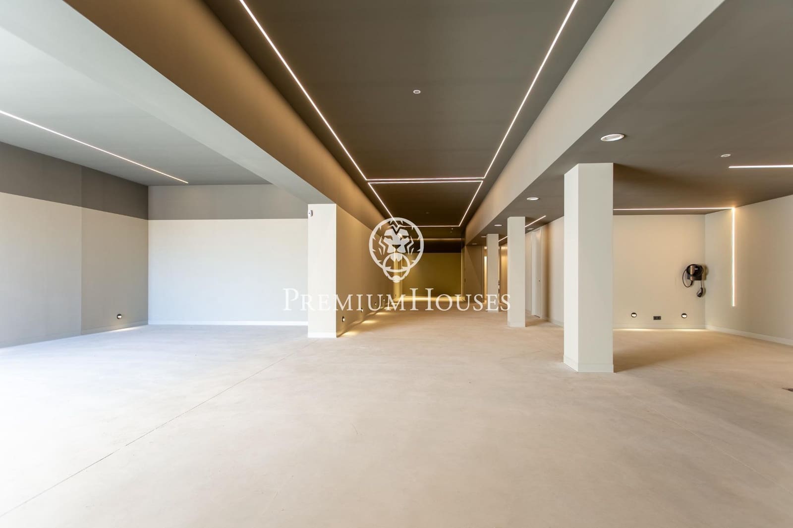 6 soveværelse Villa til salg i Teia med swimmingpool - € 4.900.000 (Ref: 9205015)