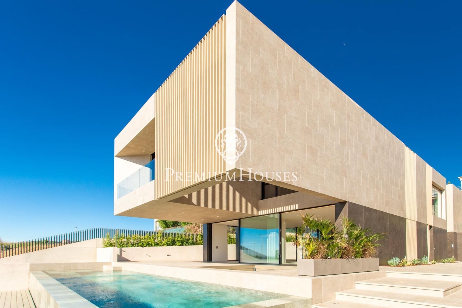 6 bedroom Villa for sale in Teia with pool - € 4,900,000 (Ref: 9205015)