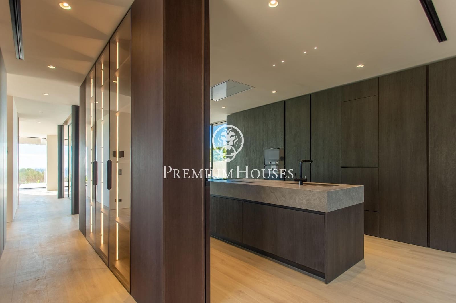 6 bedroom Villa for sale in Teia with pool - € 4,900,000 (Ref: 9205015)