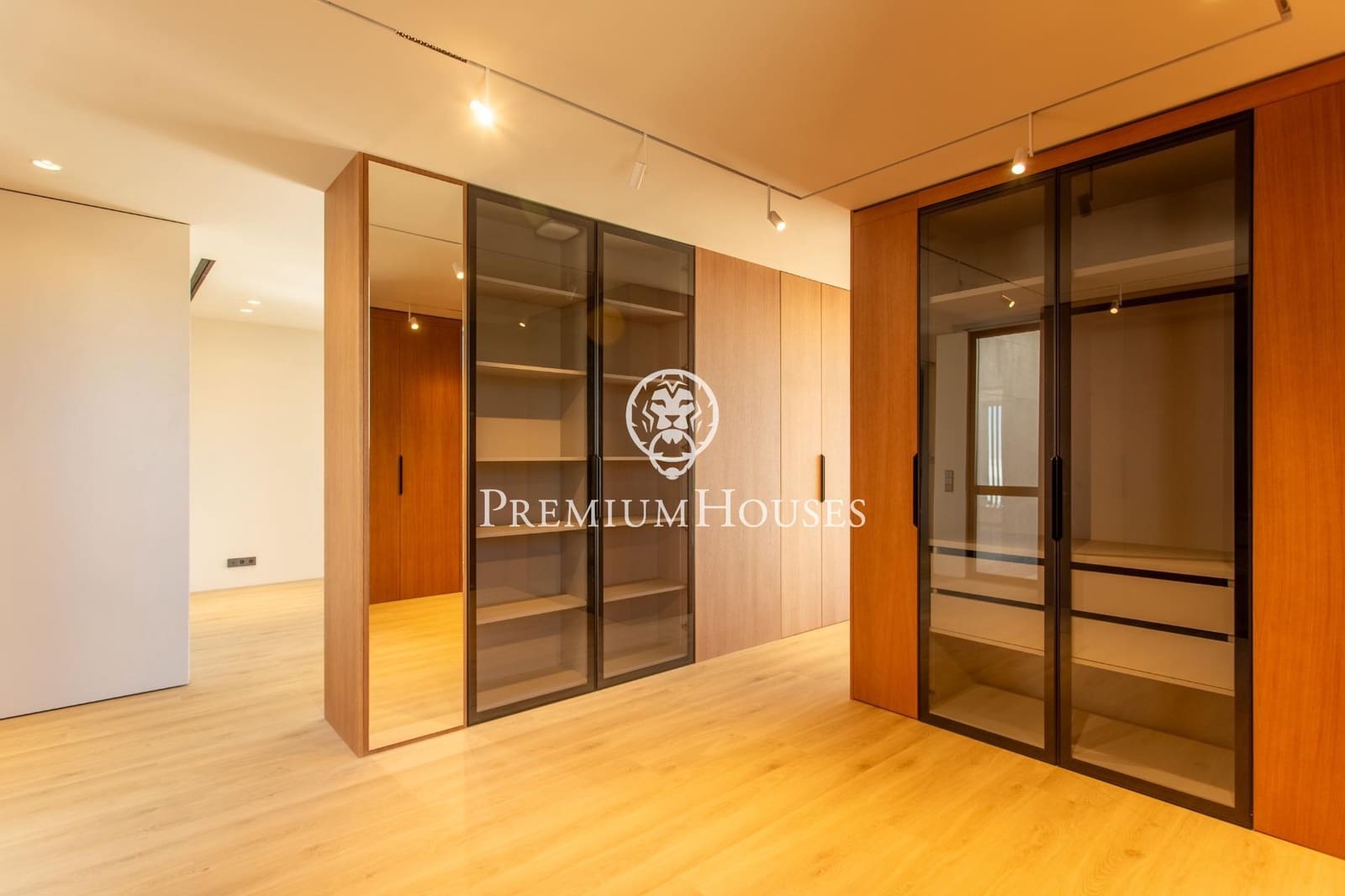 6 bedroom Villa for sale in Teia with pool - € 4,900,000 (Ref: 9205015)