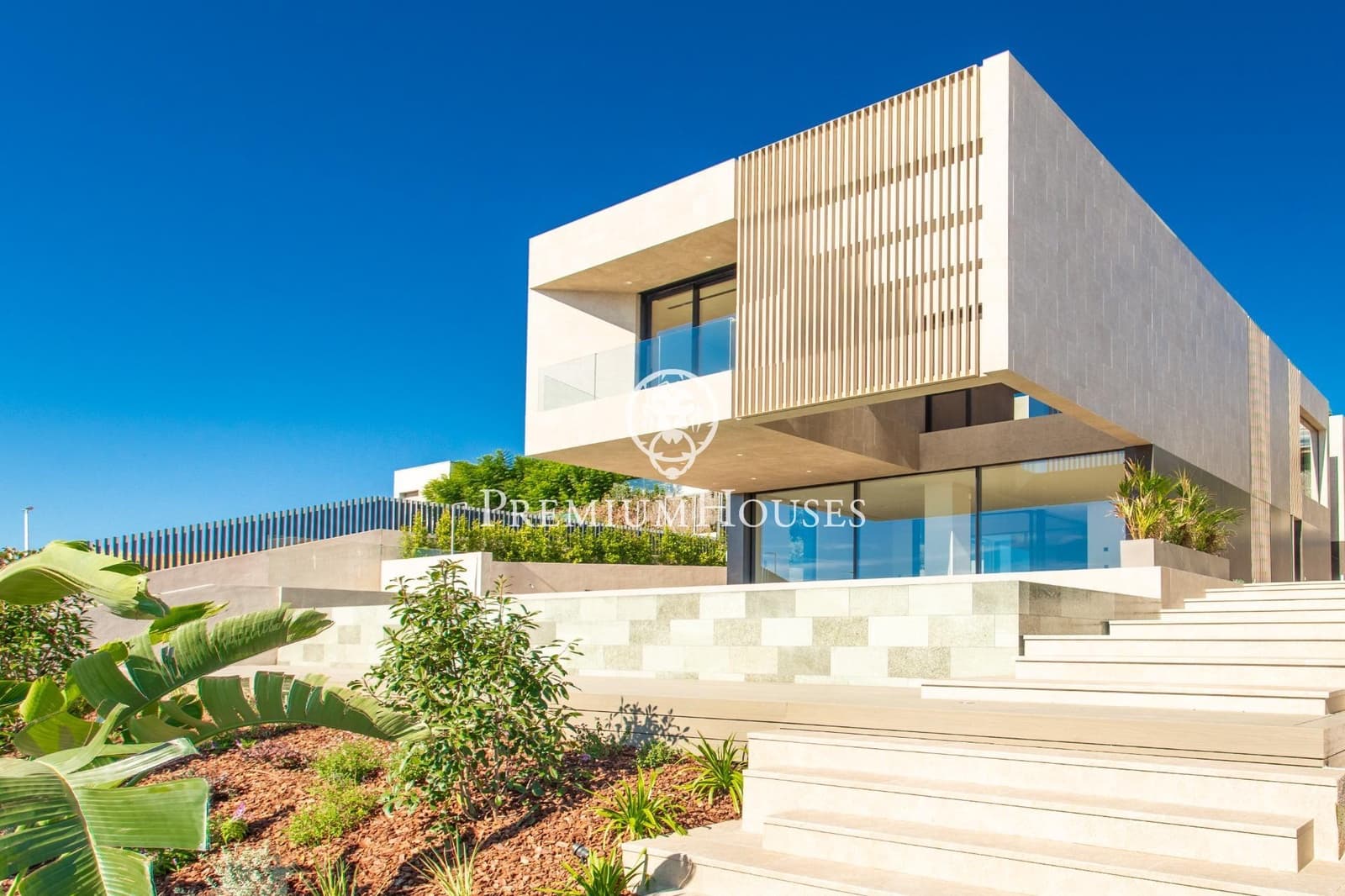 6 bedroom Villa for sale in Teia with pool - € 4,900,000 (Ref: 9205015)