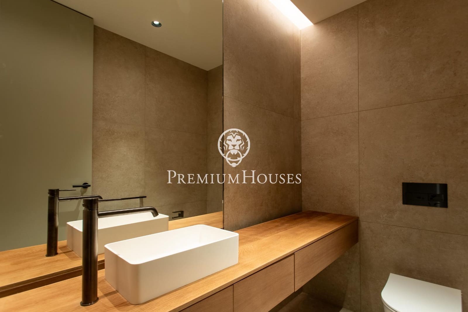 6 bedroom Villa for sale in Teia with pool - € 4,900,000 (Ref: 9205015)