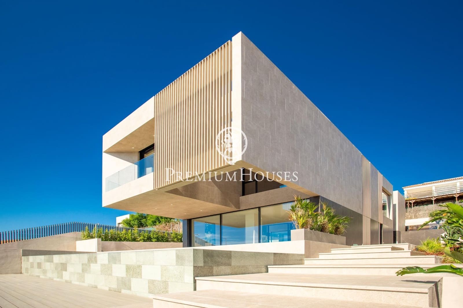 6 bedroom Villa for sale in Teia with pool - € 4,900,000 (Ref: 9205015)