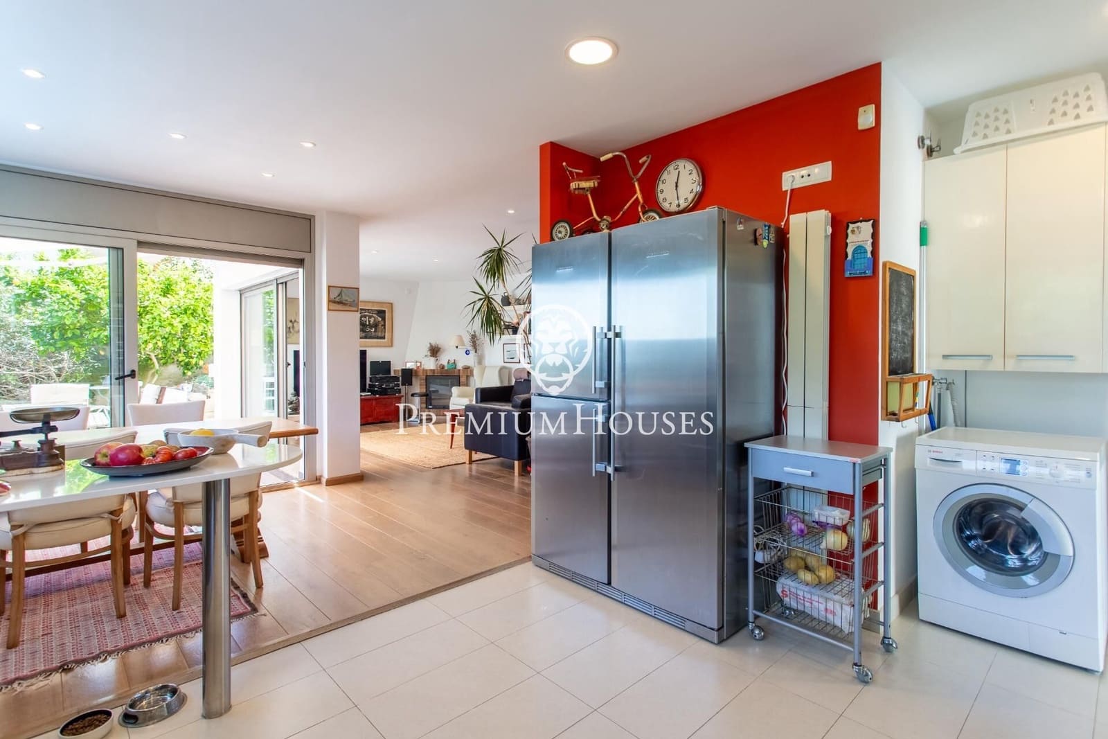 4 slaapkamer Villa te koop in Sant Cebria de Vallalta met zwembad garage - € 680.000 (Ref: 9205018)