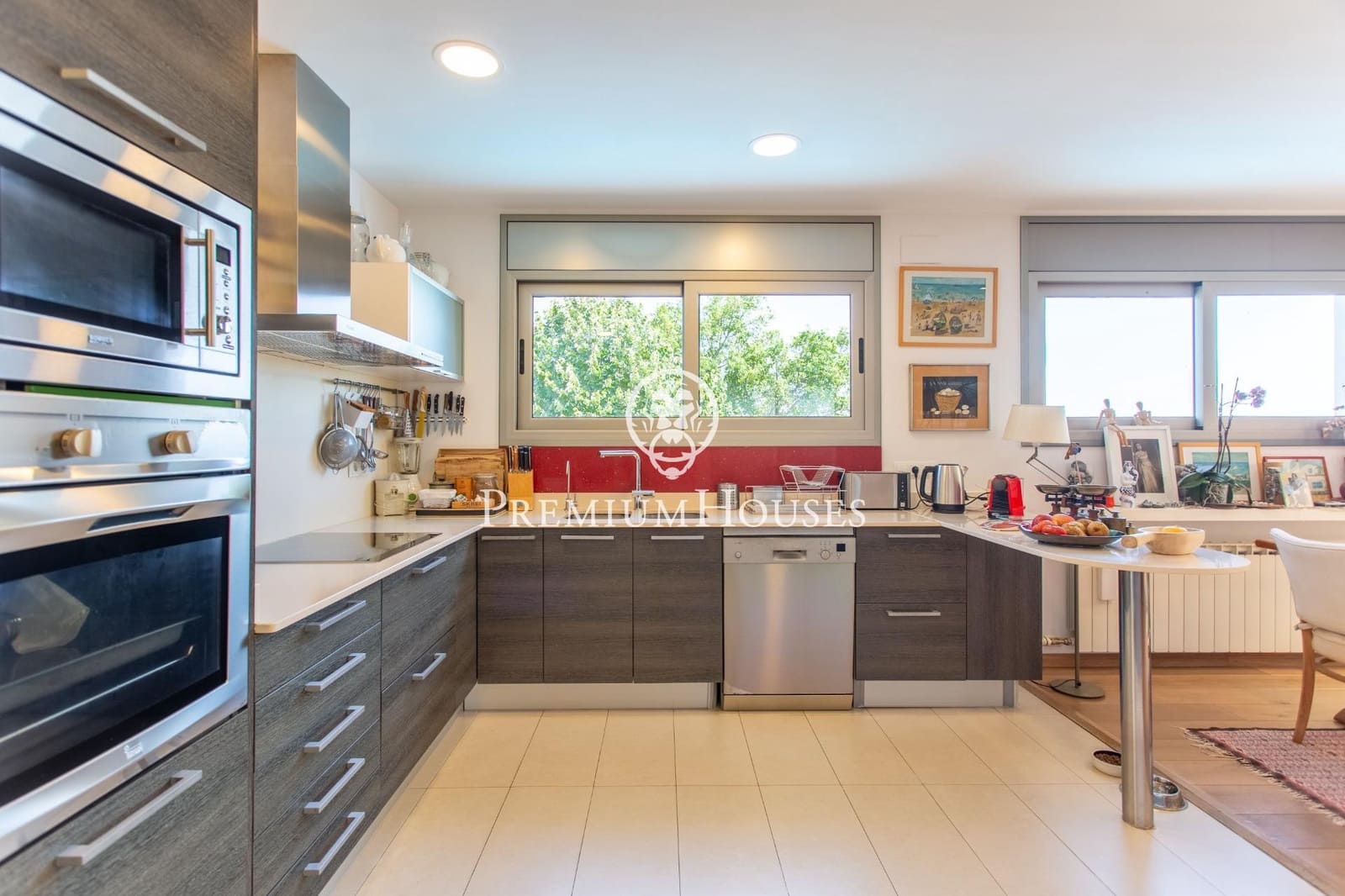 4 bedroom Villa for sale in Sant Cebria de Vallalta with pool garage - € 680,000 (Ref: 9205018)