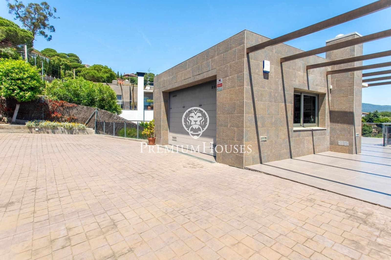 4 Zimmer Villa zu verkaufen in Sant Cebria de Vallalta mit Pool Garage - 680.000 € (Ref: 9205018)
