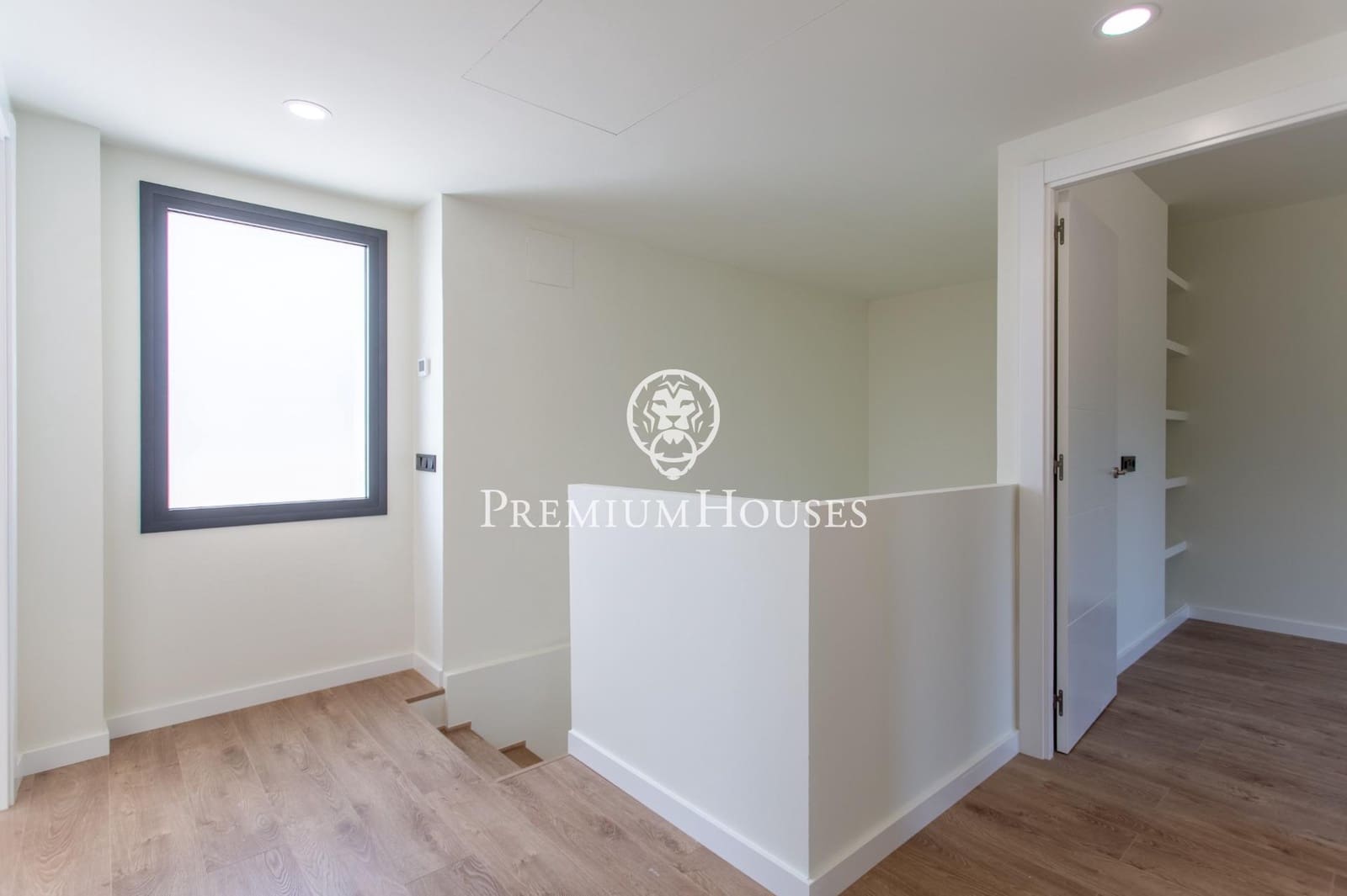 4 soverom Villa til salgs i Teia med svømmebasseng garasje - € 1 100 000 (Ref: 9205023)